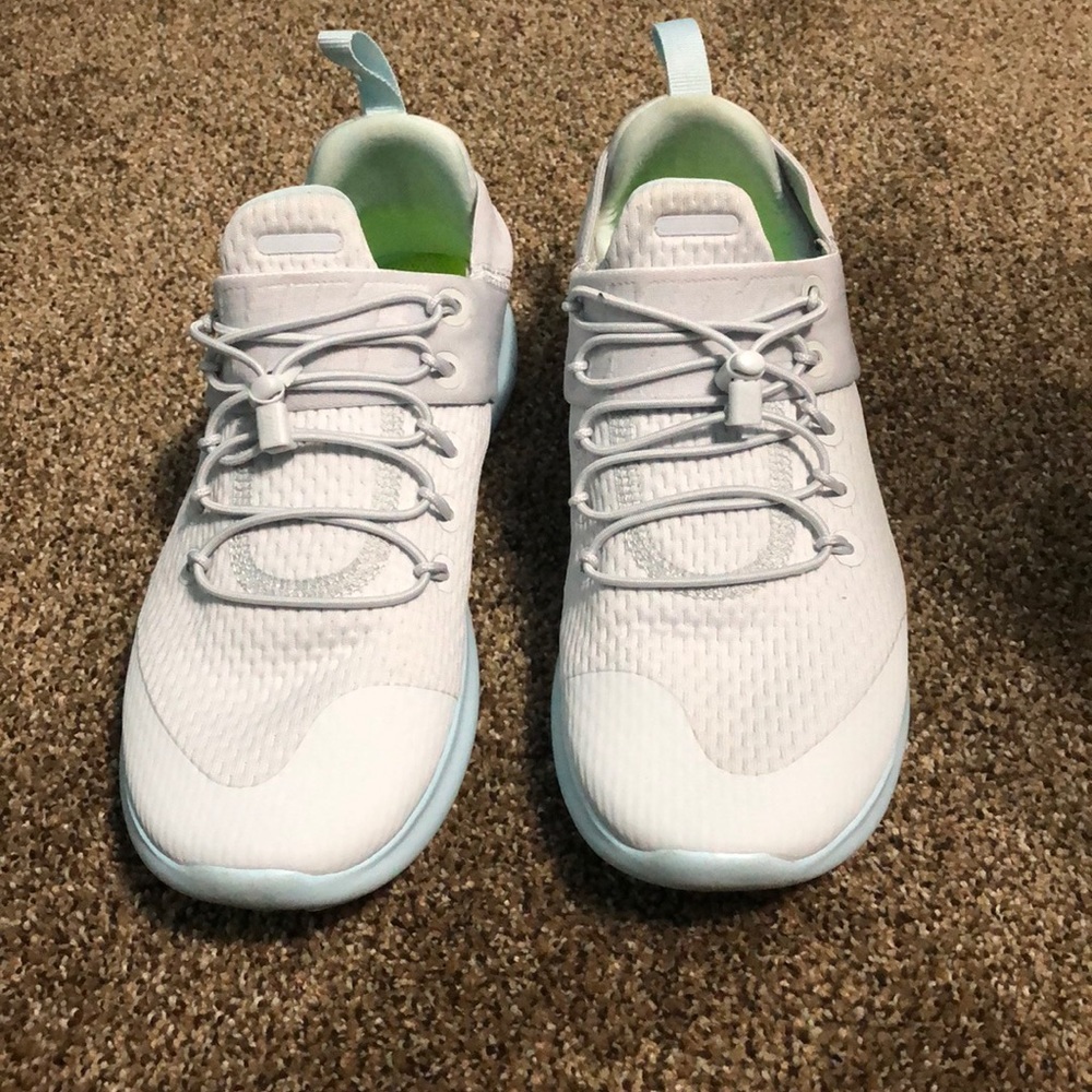 Nike Free RN Commuter Sneaker